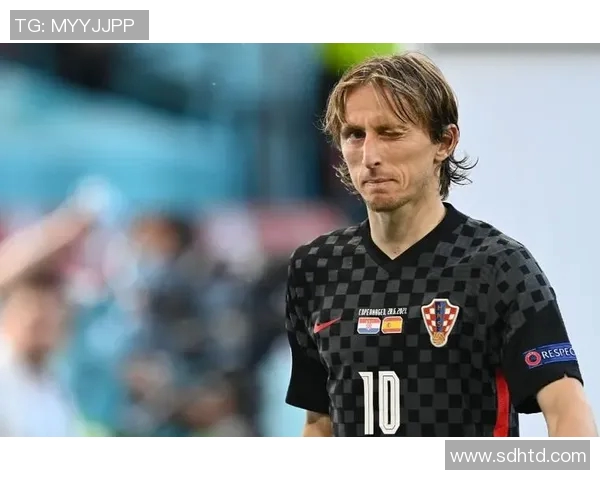 皇马历史上最具影响力的球星盘点与荣耀时刻回顾