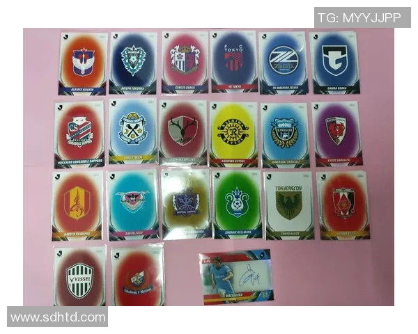 足球球星卡贴纸收藏热潮揭秘 限量版与签名卡的价值与投资潜力分析